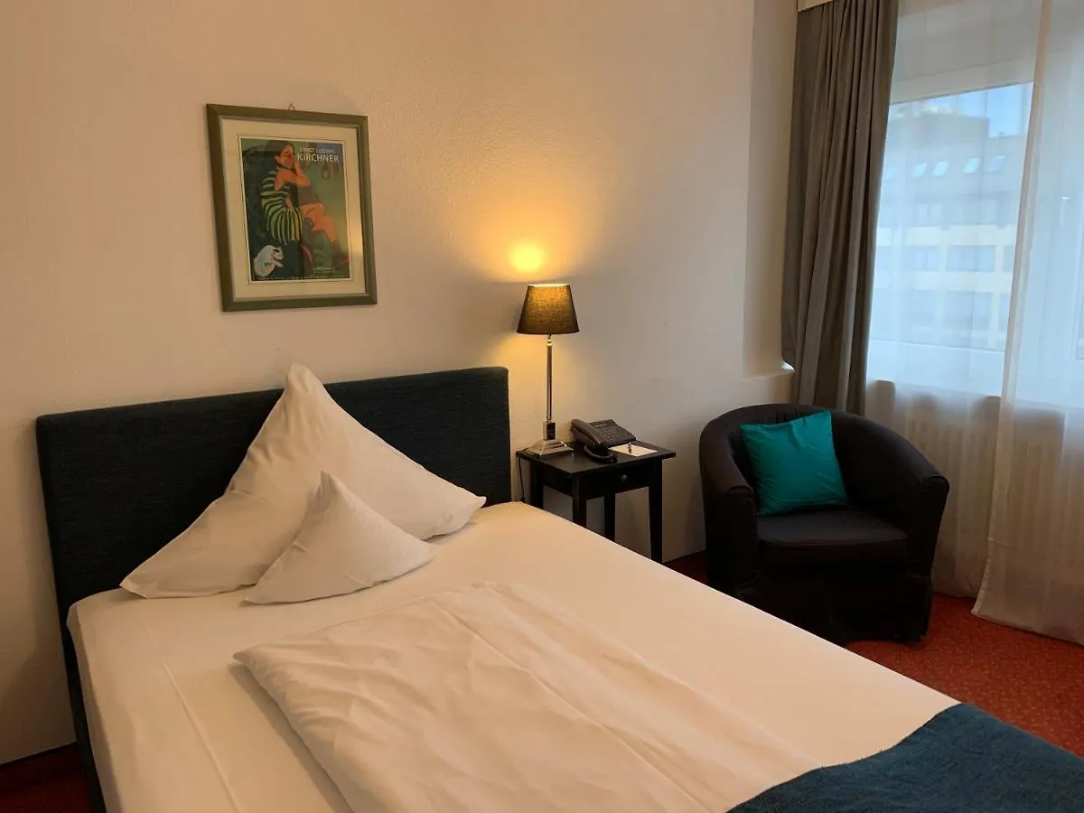Hotel Nymphenburg City - Muenchen 3*, Munich