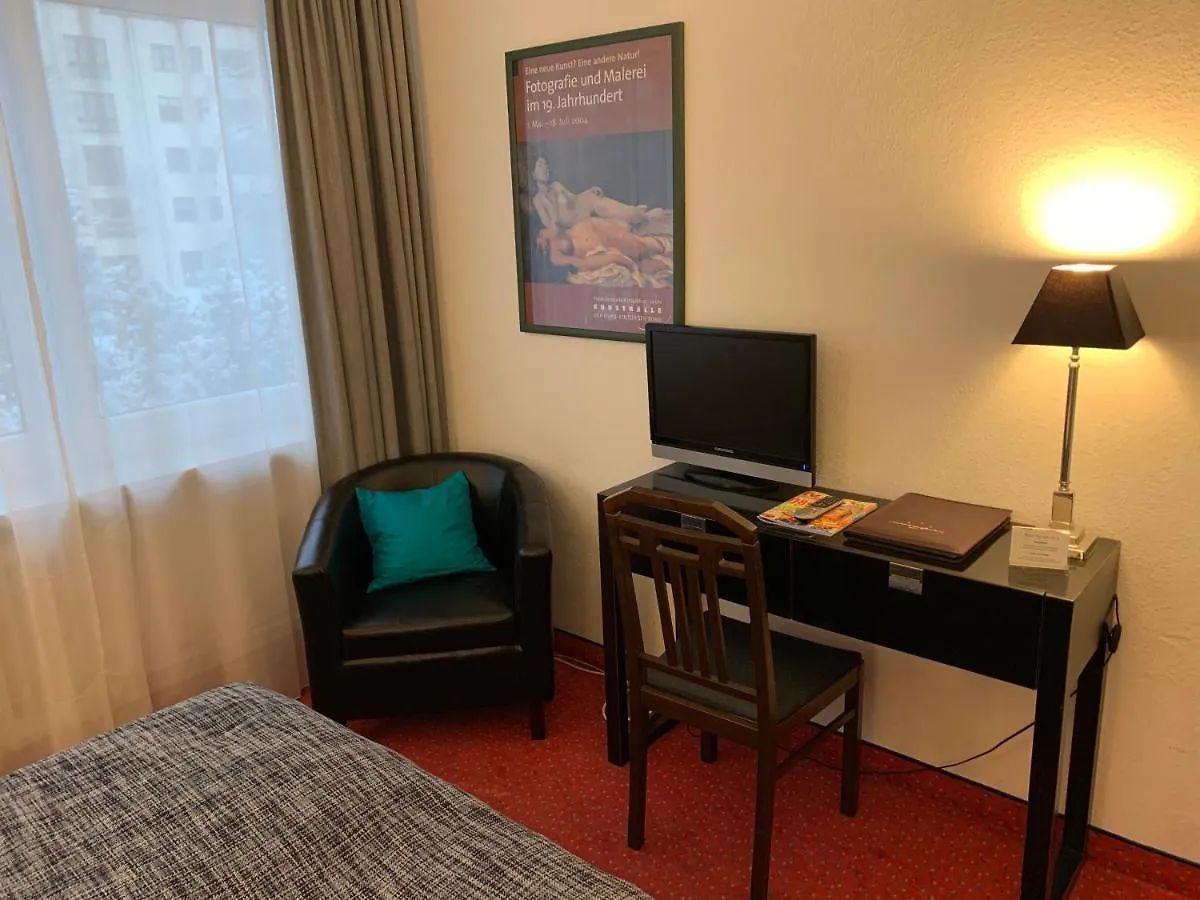 Hotel Nymphenburg City - Muenchen 3*, Munich