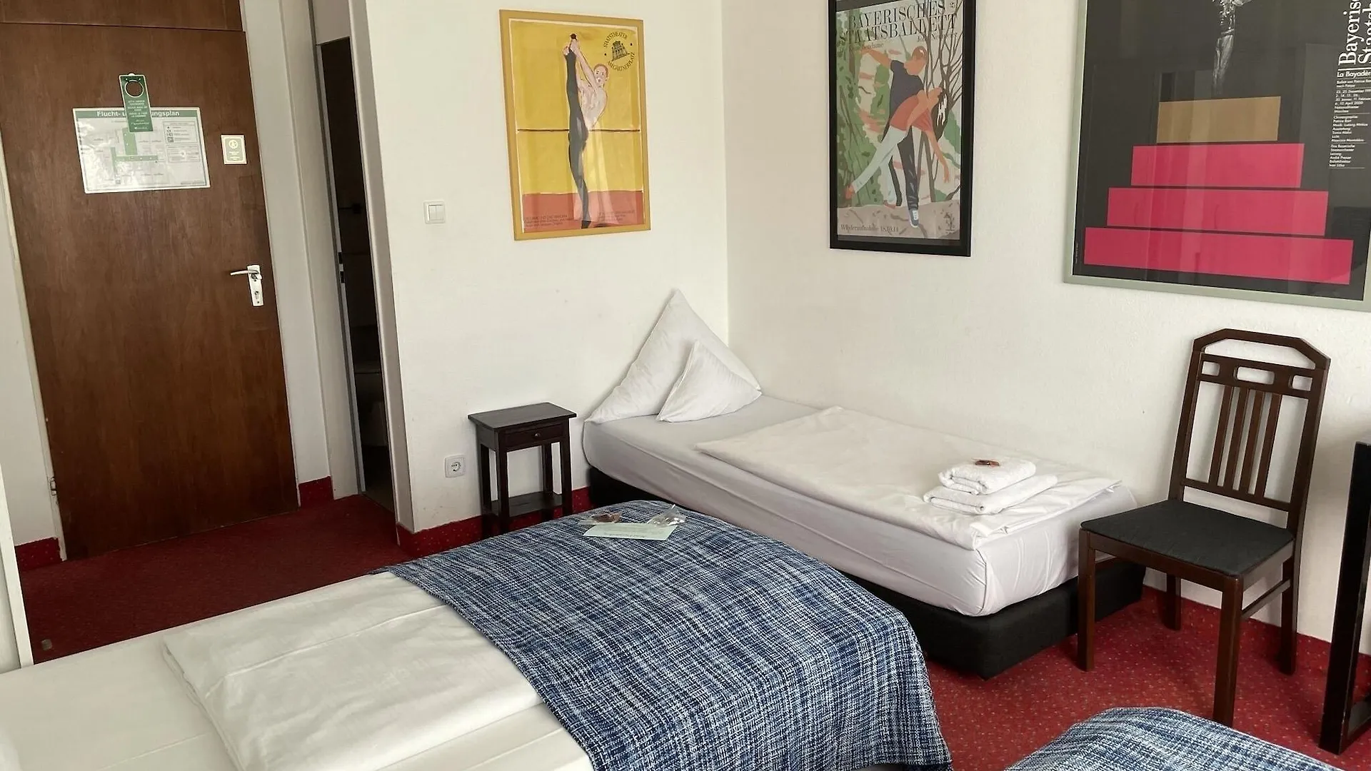 ***  Hotel Nymphenburg City - Muenchen Germany