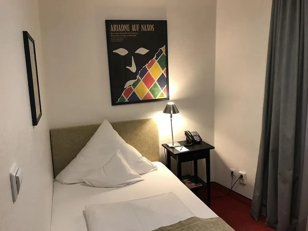 Hotel Nymphenburg City - Muenchen 3*, Munich Germany