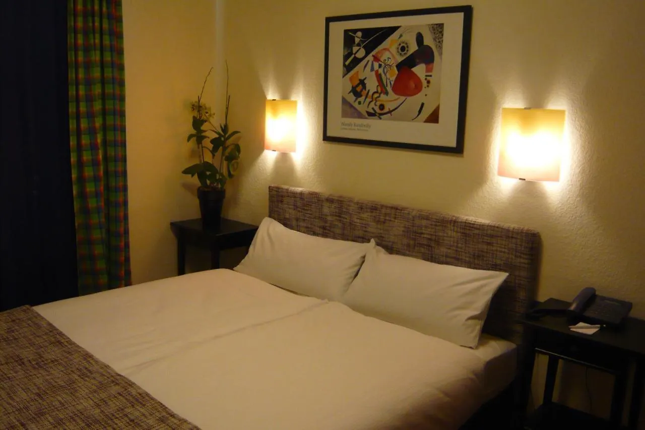 Hotel Nymphenburg City - Muenchen  Munich