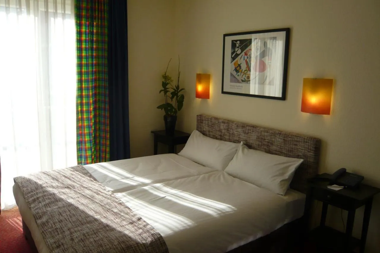 ***  Hotel Nymphenburg City - Muenchen Germany