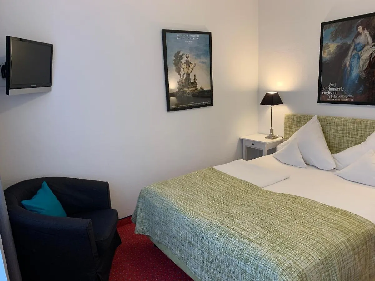 ***  Hotel Nymphenburg City - Muenchen Germany